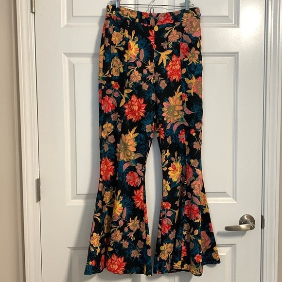Topshop Floral Flare Pants - bold bohemian size 8 medium - Picture 2 of 7